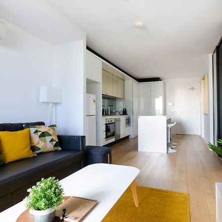 2Br Cbd Pad, City Views, Free Parking, Pool, Gym Мельбурн Экстерьер фото