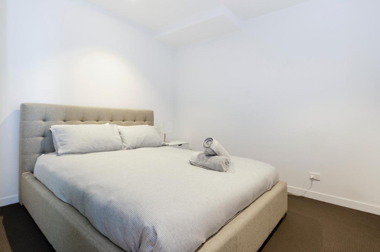 2Br Cbd Pad, City Views, Free Parking, Pool, Gym Мельбурн Экстерьер фото