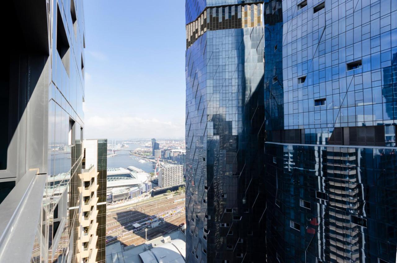2Br Cbd Pad, City Views, Free Parking, Pool, Gym Мельбурн Экстерьер фото